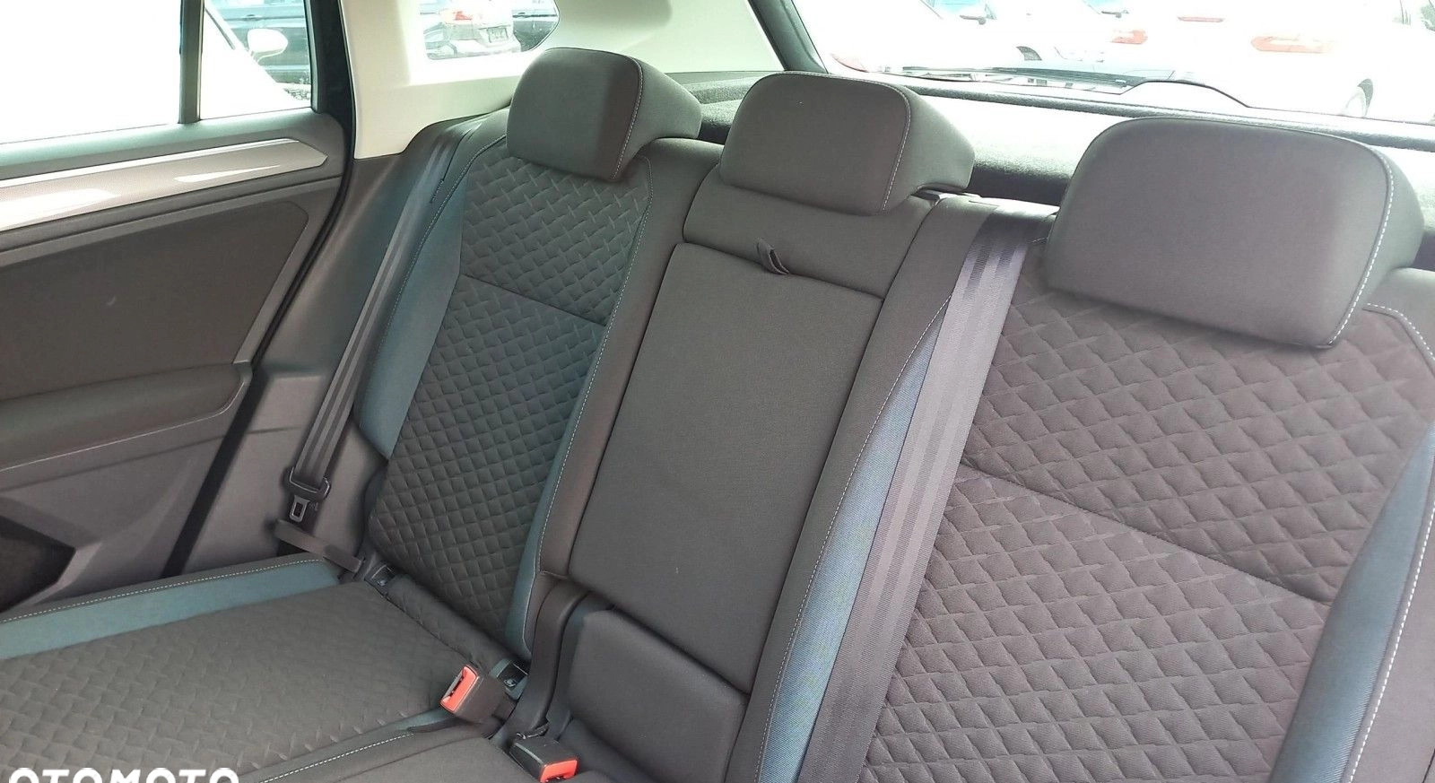 Volkswagen Tiguan cena 99900 przebieg: 145827, rok produkcji 2019 z Poznań małe 781